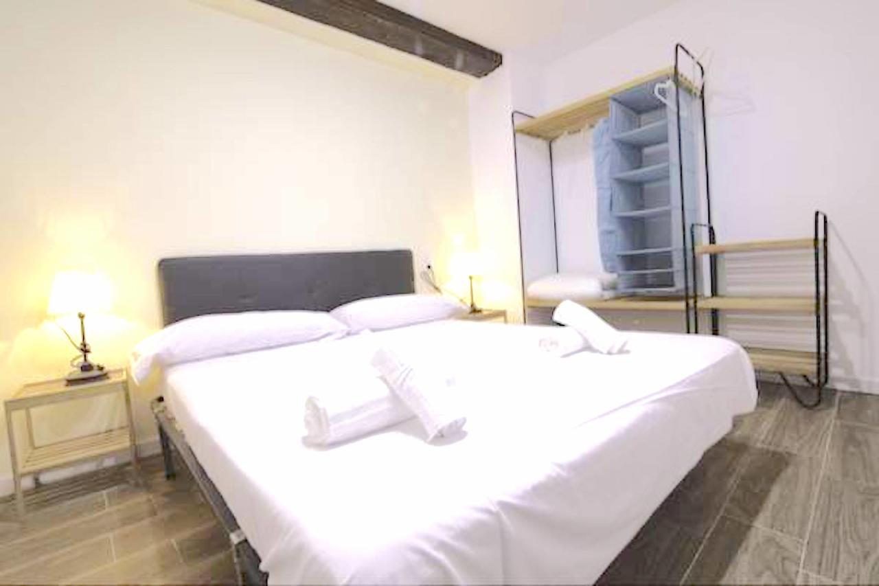 El Magnanimo Rooms & Breakfast Valencia Exterior photo
